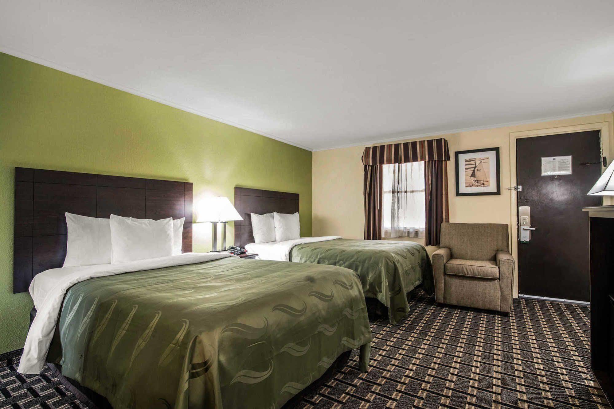 Quality Inn Barre-Montpelier Exterior foto